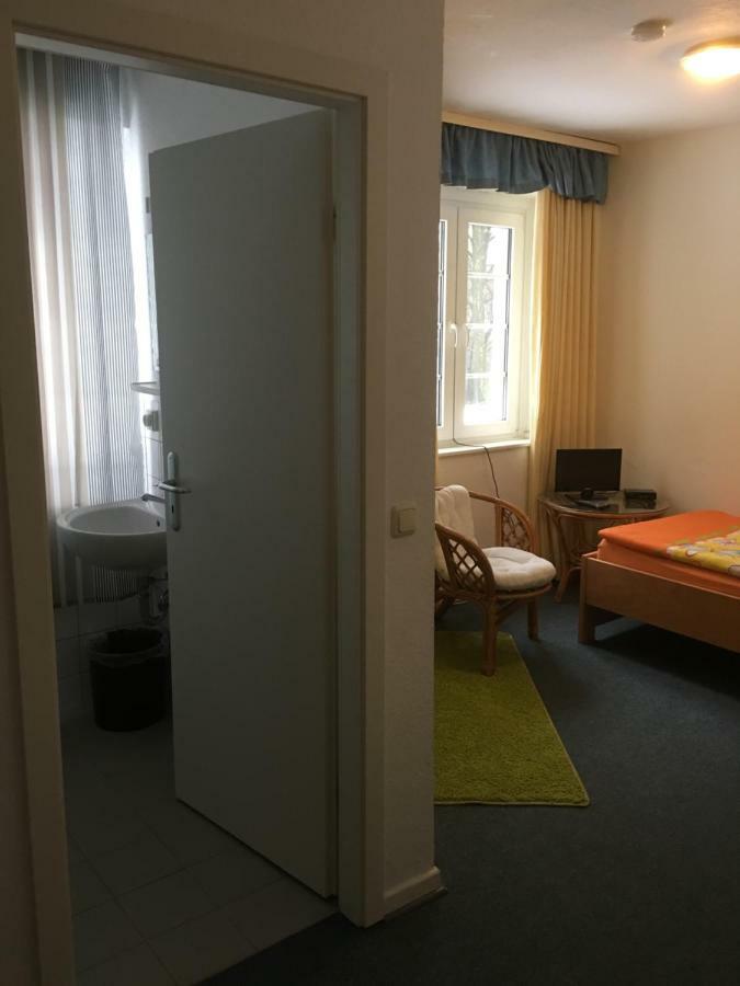 Zimmerfrei Wuppertal Kronenberg ภายนอก รูปภาพ